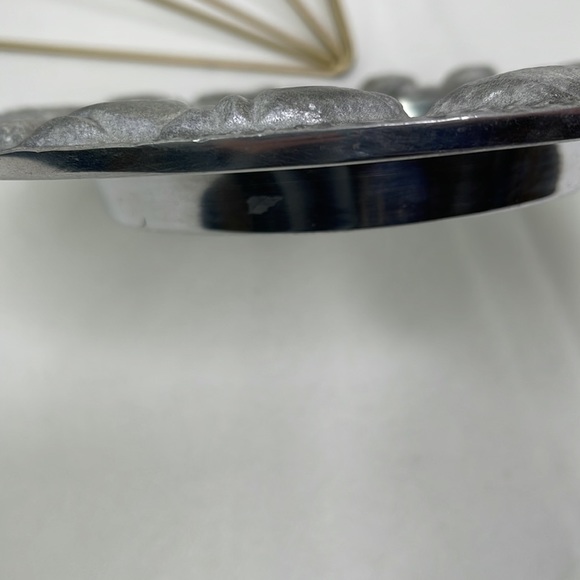 Large Silver Shell Candle Holder - Picture 5 of 6